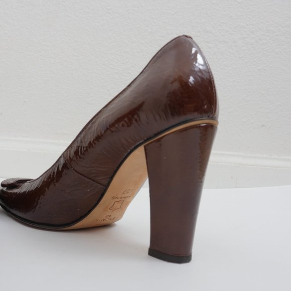 Escada Brown Patent Leather Gold Toe Detail 4" Heel Vintage Size 37 Work Shoes - Picture 9 of 14